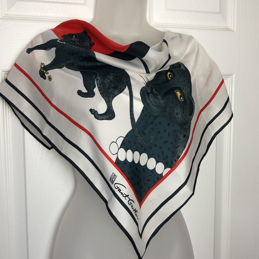 VTG Gant Gaither Dramatic Jaguars Print Silk Square Scarf